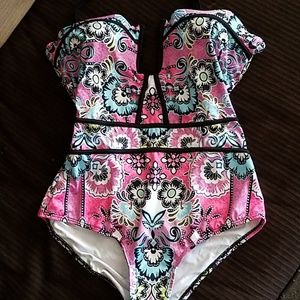 New Floral swimsuit one piece padded flower strap